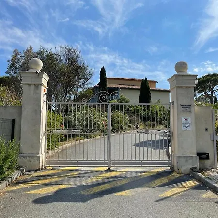 Apartment Le 116 - Les Issambres La Garonnette-Plage