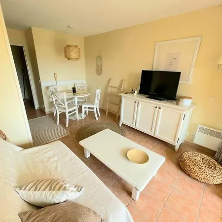 Apartment Le 116 - Les Issambres La Garonnette-Plage